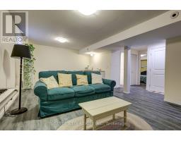 31 ACORN TRAIL - 23