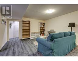 31 ACORN TRAIL - 24