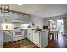 31 ACORN TRAIL - 5