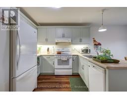 31 ACORN TRAIL - 7
