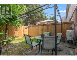 64 - 40 TIFFANY DRIVE - 31