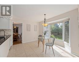 23 FARMINGTON CRESCENT - 10