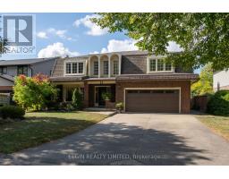 23 FARMINGTON CRESCENT - 2