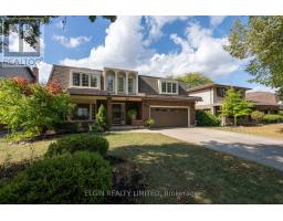 23 FARMINGTON CRESCENT - 3