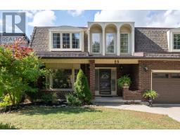 23 FARMINGTON CRESCENT - 31
