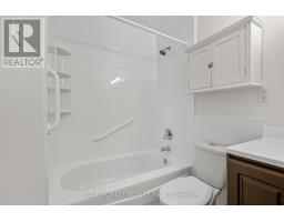 4 - 665 WONDERLAND ROAD S - 18
