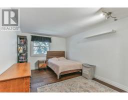 70 FAIRLANE ROAD - 31
