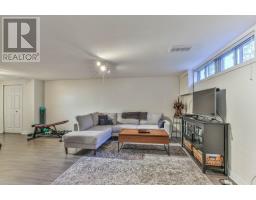 70 FAIRLANE ROAD - 40
