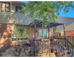 15 MOHICAN DRIVE - 8