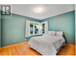 478 GLEN CRESCENT - 17