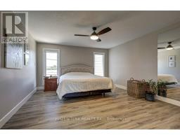 8476 IMPERIAL ROAD S - 31