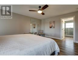 8476 IMPERIAL ROAD S - 32
