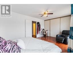 18 - 669 OSGOODE DRIVE - 18