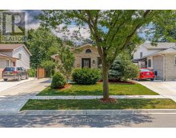 20 FAIRCHILD CRESCENT - 41