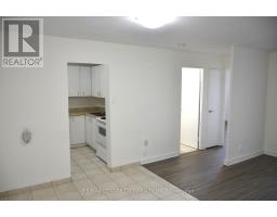 801 - 573 MORNINGTON AVENUE - 3