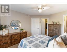 71 PARKVIEW CRESCENT - 26
