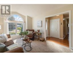 71 PARKVIEW CRESCENT - 7