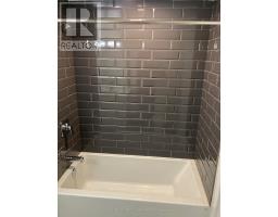 36 - 105 ANDOVER DRIVE - 15