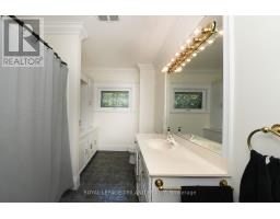 12 VICTORIA STREET - 18