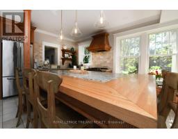 12 VICTORIA STREET - 8