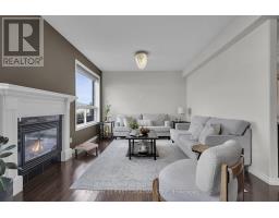 916 ROULSTON STREET - 13