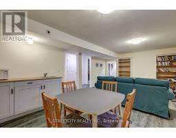 31 ACORN TRAIL - 27
