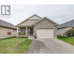 31 ACORN TRAIL - 34