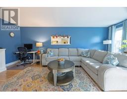 2 - 590 MILLBANK DRIVE - 9