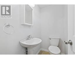 18 VANIER PLACE - 17