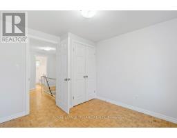 18 VANIER PLACE - 24