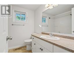 18 VANIER PLACE - 25