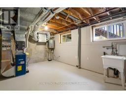 18 VANIER PLACE - 28