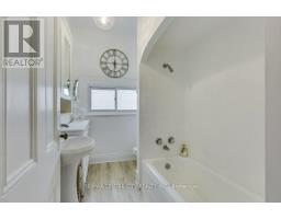 65 BRUCE STREET - 32