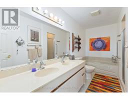 602 - 19 KING STREET - 35