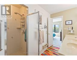 602 - 19 KING STREET - 36