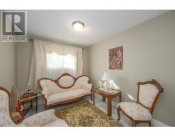 10 - 1215 CHEAPSIDE STREET - 23