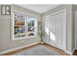 15 HARRINGTON CRESCENT - 8