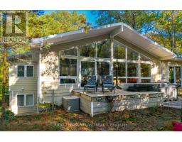 10092 LAKESHORE ROAD - 42