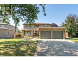 47 HUMMINGBIRD CRESCENT - 1