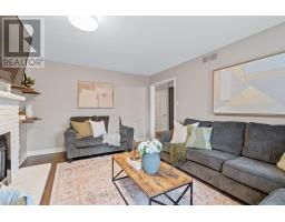 47 HUMMINGBIRD CRESCENT - 19