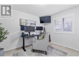 47 HUMMINGBIRD CRESCENT - 30