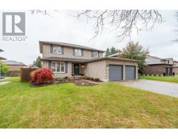 47 HUMMINGBIRD CRESCENT - 45