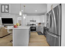 6 - 383 DAVENTRY WAY - 13