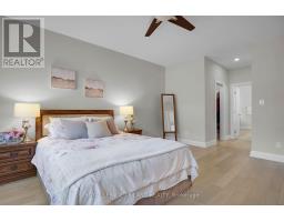 6 - 383 DAVENTRY WAY - 18