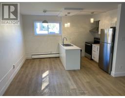 894 ADELAIDE STREET N - 12