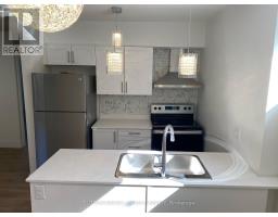 894 ADELAIDE STREET N - 16