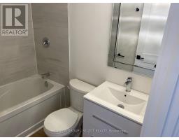 894 ADELAIDE STREET N - 9