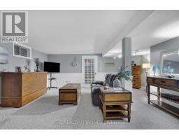 952 EAGLE CRESCENT - 24