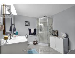 952 EAGLE CRESCENT - 27