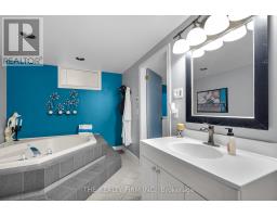 952 EAGLE CRESCENT - 28